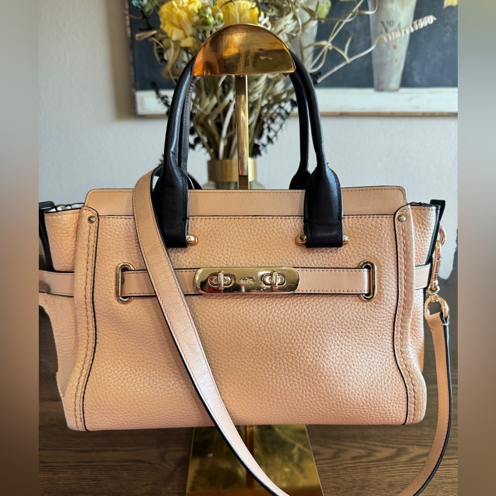 Coach Swagger 27 satchel bag